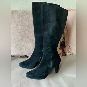 Paul Green Black Suede Heeled Boot Size 7